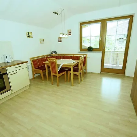 Appartement Andrea 1 Fuegenberg